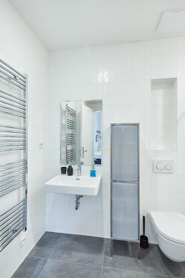 Savor Apartments Прага Экстерьер фото