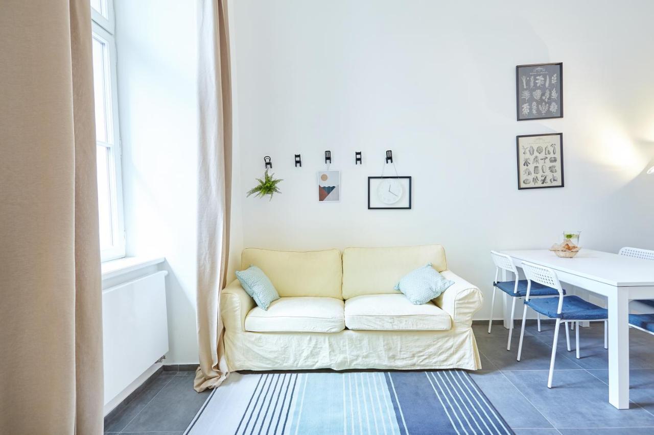 Savor Apartments Прага Экстерьер фото
